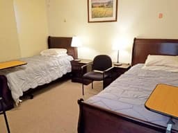 Augustine Palm House Assisted Living - Gallery Image 5