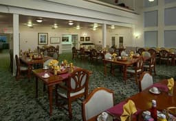 Columbia Ridge Senior Living - Gallery Image 6