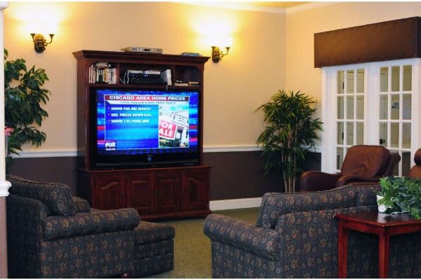 Aspen Woods Of Vernon Hills - Gallery Image 6