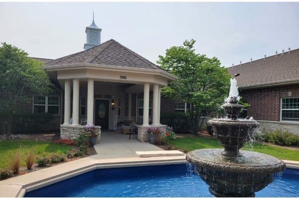Aspen Woods Of Vernon Hills - Gallery Image 3