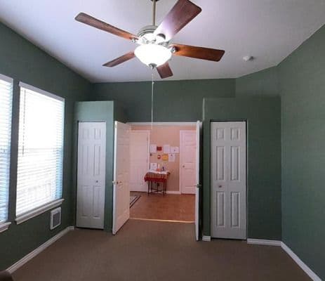 Rose Of Sharon Assisted Living- Weaver House - Gallery Image 4