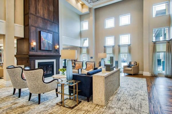 Clarendale at Bellevue Place - Gallery Image 5