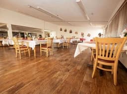 Sherwood Village Assisted Living and Memory Care - Gallery Image 5