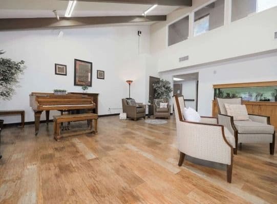 Sherwood Village Assisted Living and Memory Care - Gallery Image 4
