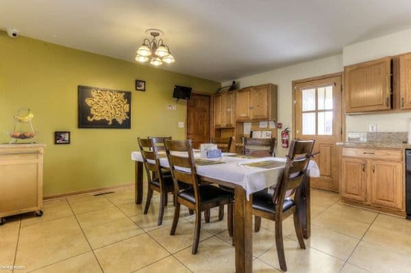 Senior Living at the Pinery - Gallery Image 6