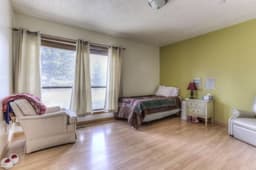 Senior Living at the Pinery - Gallery Image 5