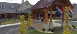 The Inn At Summit Trail - Gallery Image 3