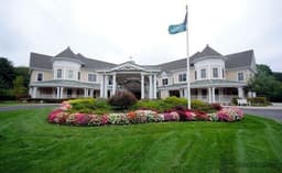 Islip Pearl Garden Manor - Gallery Image 1