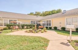 American House Hendersonville - Gallery Image 4