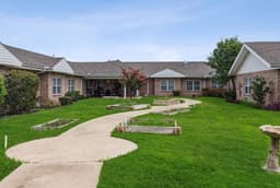 Bluebonnet Court - Gallery Image 2