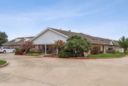 Bluebonnet Court - Gallery Image 1