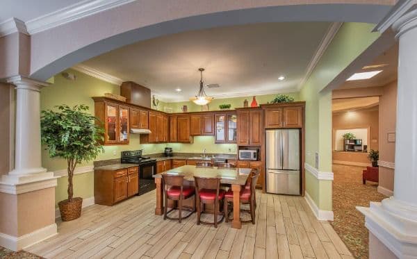 Benton House of Decatur - Gallery Image 4