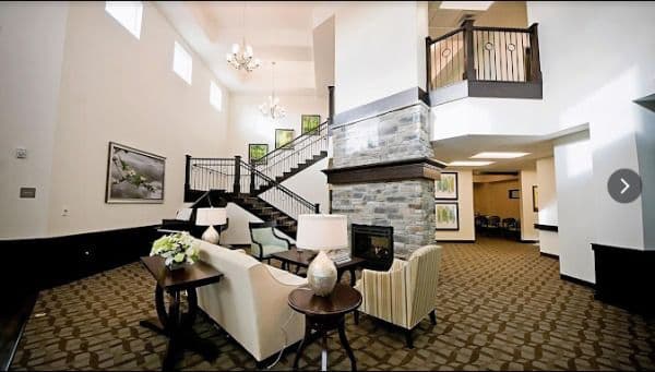 Riverway Assisted Living and Memory Care - Gallery Image 3