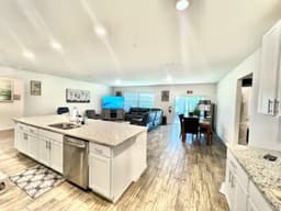 Jj Manor Assisted Living Llc - Gallery Image 3