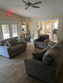 Serenity Garden Assisted Living Llc - Gallery Image 4