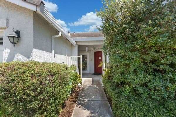 Mainline Home Care - Gallery Image 2