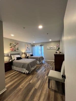 Delzen'S Place - Gallery Image 3