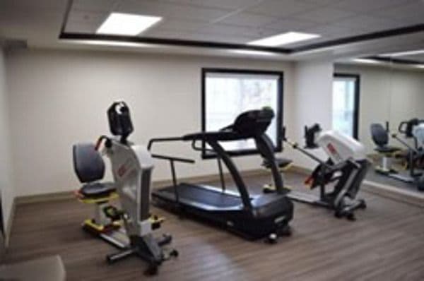 Colonial Village -Assisted Living - Gallery Image 6