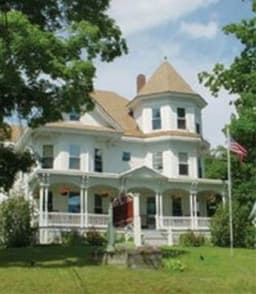 The Captain Lewis Residence - Gallery Image 4