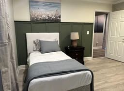Asinza Assisted Living - Gallery Image 5