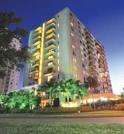 Canterbury Tower Tampa - Gallery Image 1