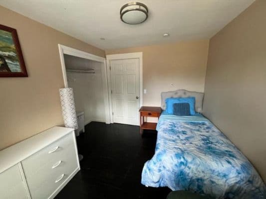 Friendly Care Home - Emily Mcmanama Sumalinog - Gallery Image 1
