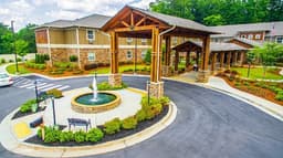 Oaks at Towne Lake - Gallery Image 1