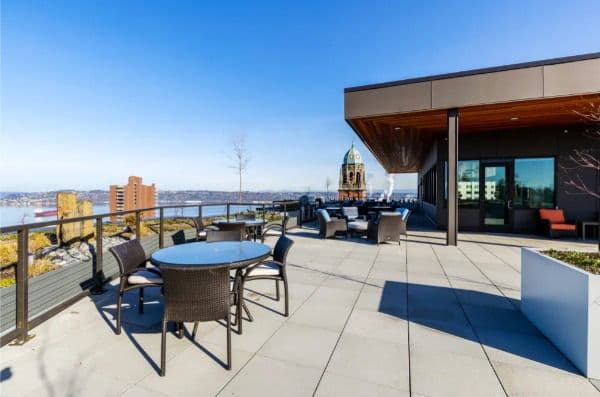 Merrill Gardens at Wright Park - Gallery Image 1