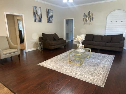 Beehive Homes of Lakeville - Gallery Image 6