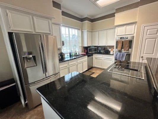 Beehive Homes of Lakeville - Gallery Image 5