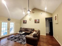 Champion Oaks Assisted Living - Gallery Image 3