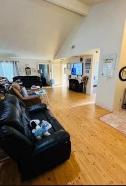 Diamond Oak Guest Home - Gallery Image 3