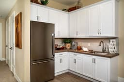 Clearwater Newport Beach - Gallery Image 4