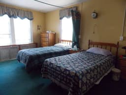 Rose Of Sharon Home - Gallery Image 6