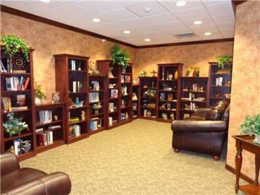 Breckenridge Commons - Gallery Image 3