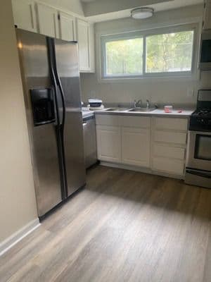 Loved One'S 2 Us (Wesley'S Garden) - Gallery Image 3