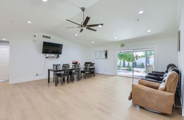 Senior Valley Assisted Living Ii - Gallery Image 4