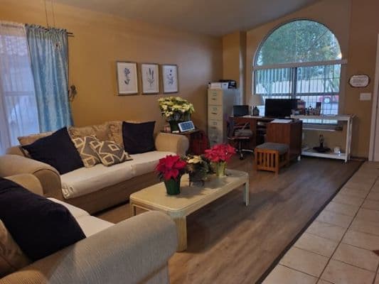 Oasis At Superstition Assisted Living - Gallery Image 2