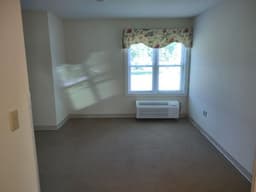 Alpha House - Gallery Image 4